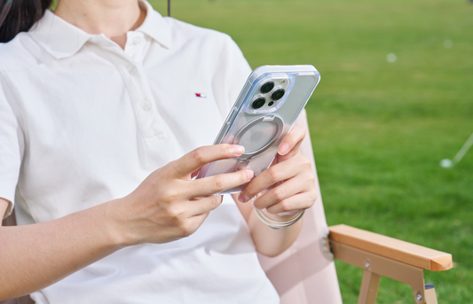 iPhone透明ケースがすぐ黄ばむ？黄ばみにくい素材の選び方