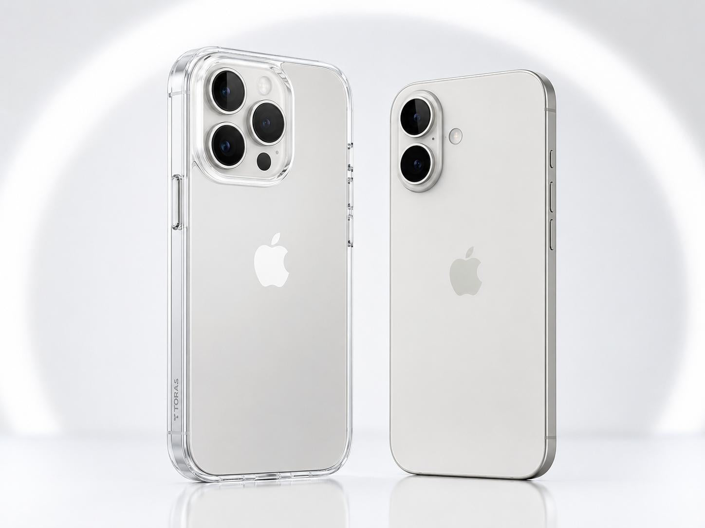 Torrasの透明クリアケースを装着した最新iPhoneのサイズ比較