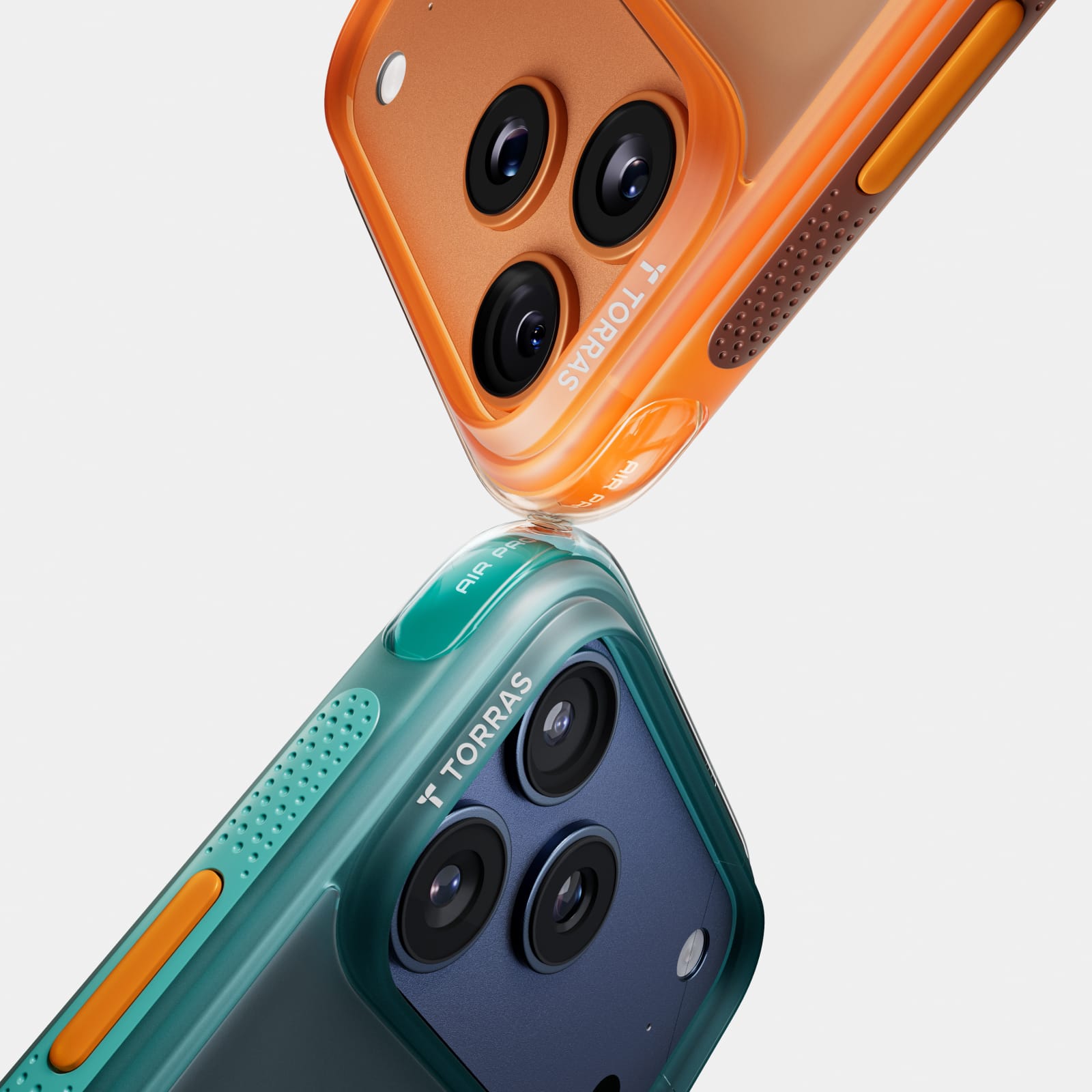 TORRAS Ostand Q3 Air ケース iPhone 18 Pro/Pro Max 対応、ピンクとダークグリーンの2色ケースがカメラ部分で重なるバリエーション。